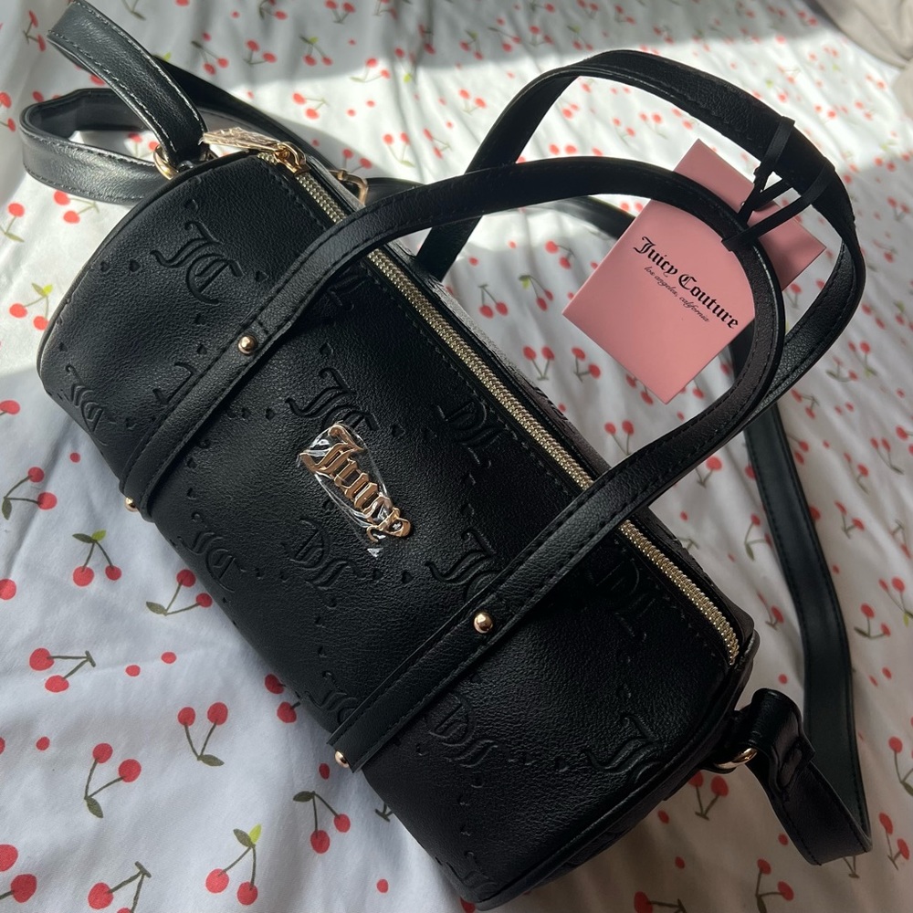 Juicy couture black barrel bag